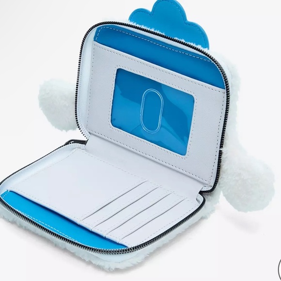 Loungefly Cinnamoroll Chef Fluffy Mini Wallet - Picture 2 of 6